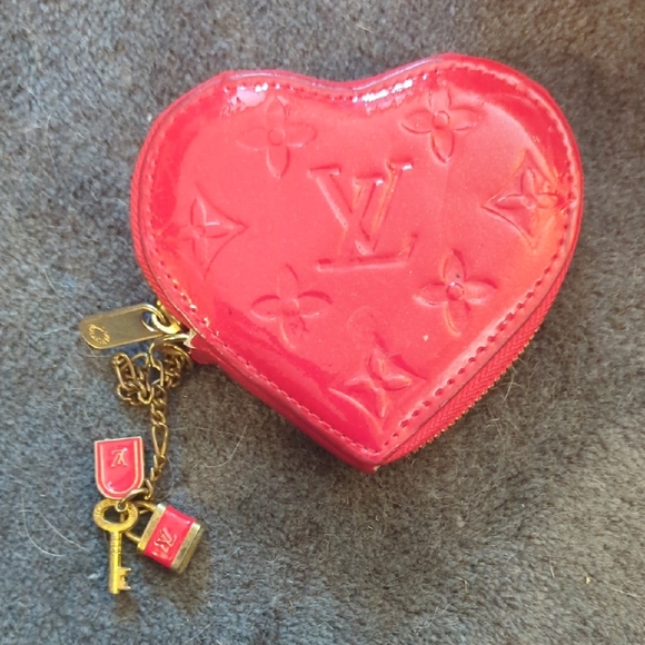 Louis Vuitton Handbags - Louis Vuitton Glossy Red Heart Coin Pouch
